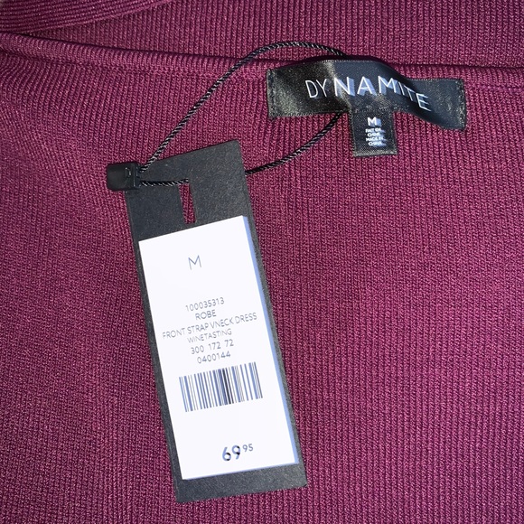 Off shoulder strap back dress - Picture 6 of 8